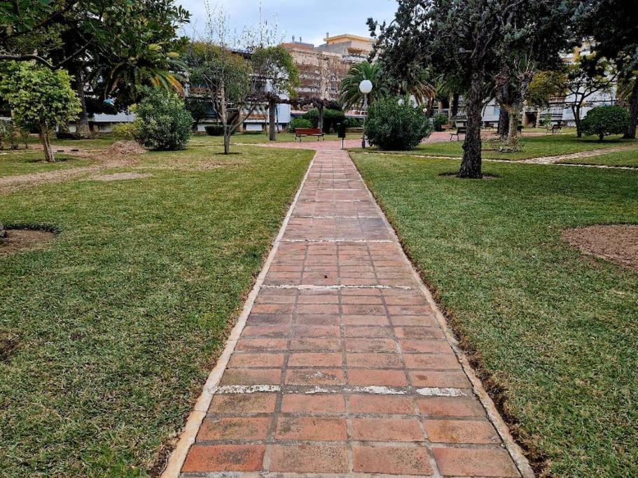 Apartamento A Un Paso De Playa Salou Esterno foto